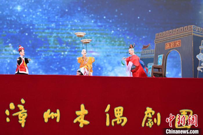 布袋木偶戲表演《大名府》?！埥鸫?攝