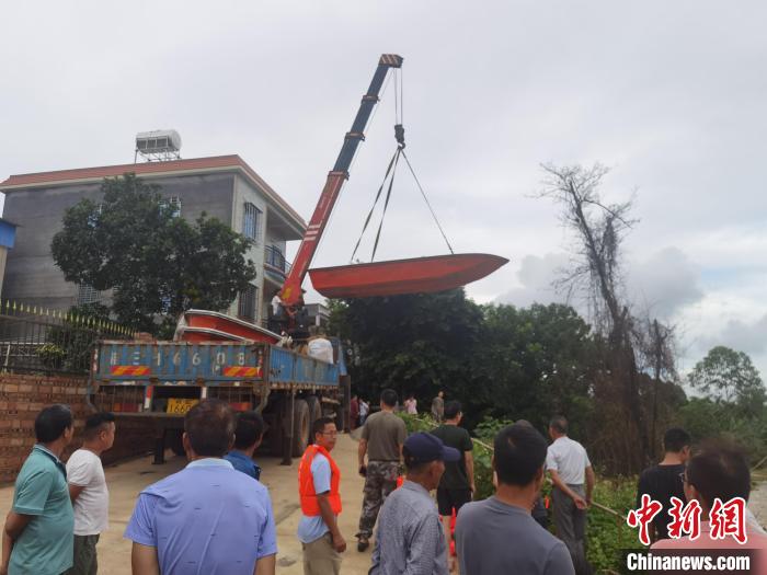政府部門正在組織力量進(jìn)行搶險救援。　翟李強(qiáng) 攝