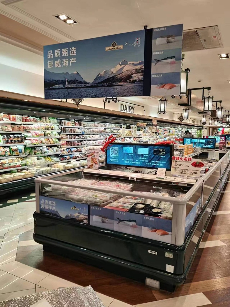 BHG Market Place 北京華聯(lián)精品超市挪威海產店內推廣活動.jpg