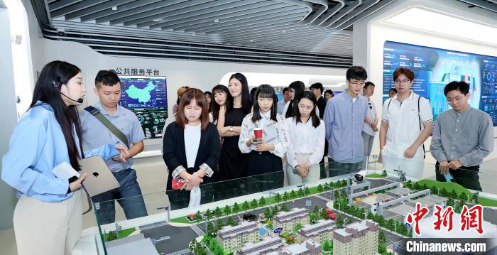 2023年“普陀育菁計(jì)劃”——兩岸青年企業(yè)實(shí)踐訓(xùn)練營(yíng)17日正式開營(yíng) 普陀區(qū)臺(tái)辦供圖