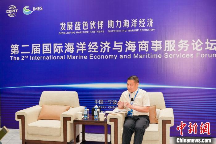 楊國兵接受專訪。　組委會供圖