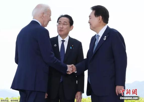當地時間2023年5月21日，美日韓三國領導人在日本廣島G7峰會期間會面。