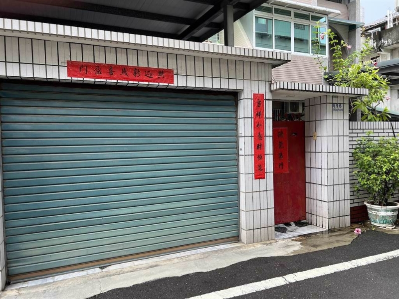 高雄市岡山區(qū)有一家資本額才50萬元的蛋行—超思公司，卻獲得農(nóng)業(yè)部上億補(bǔ)助款，8月31日其大門緊閉。（資料照，林瑞益攝）
