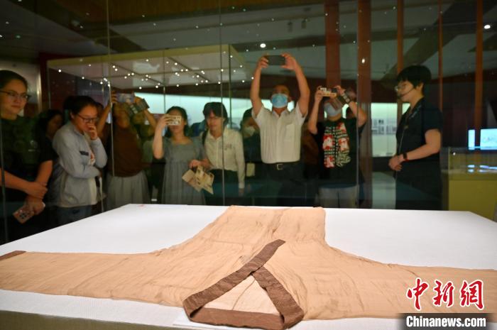 “無極——長(zhǎng)沙馬王堆漢墓文物精品展”亮相廣西南寧