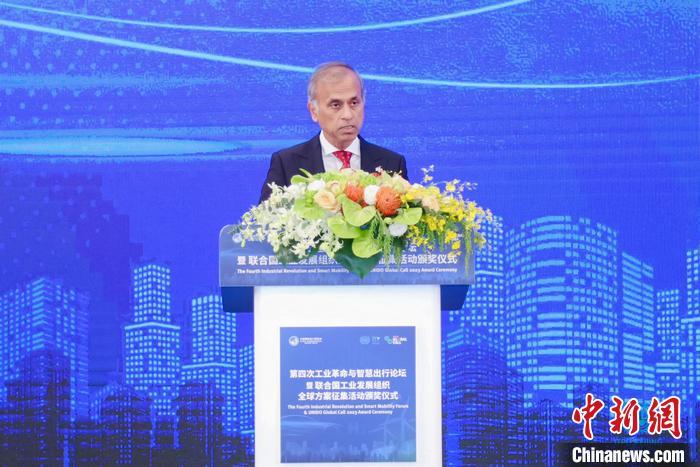 聯(lián)合國駐華協(xié)調員常啟德發(fā)表演講。 