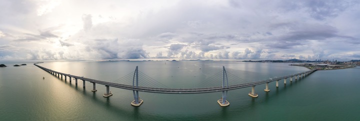 圖為港珠澳大橋（無人機(jī)全景照片）。新華社記者 陳曄華 攝