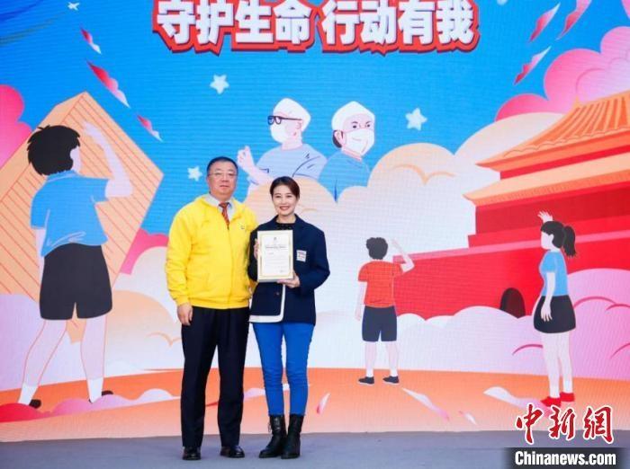 演員周海媚受邀參與公益活動?！」鶆P敏 攝