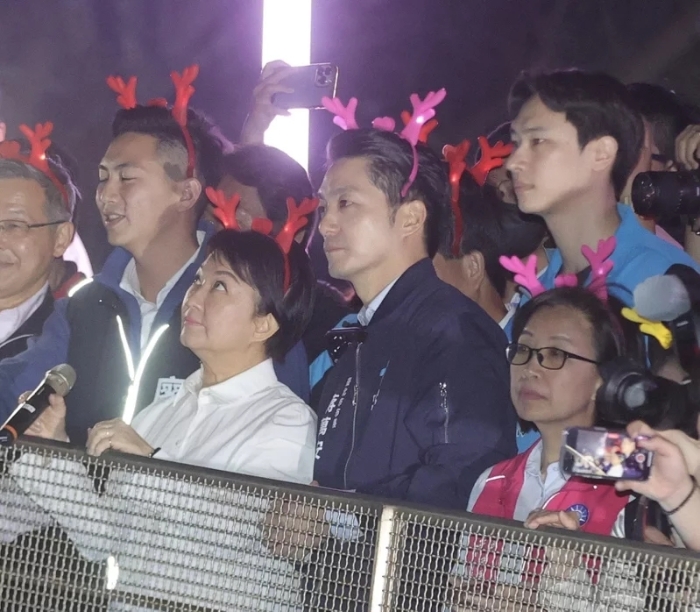 臺(tái)中市長(zhǎng)盧秀燕今邀臺(tái)北市長(zhǎng)蔣萬(wàn)安到臺(tái)中，一起欣賞「中臺(tái)灣元宵燈會(huì)」.webp