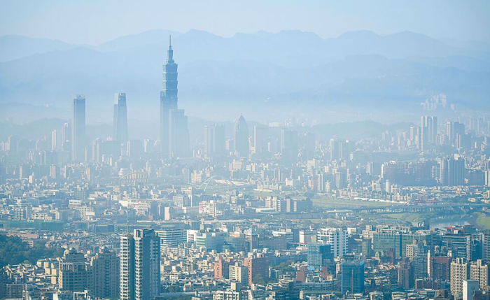臺灣基北北桃連4天空品亮橘燈