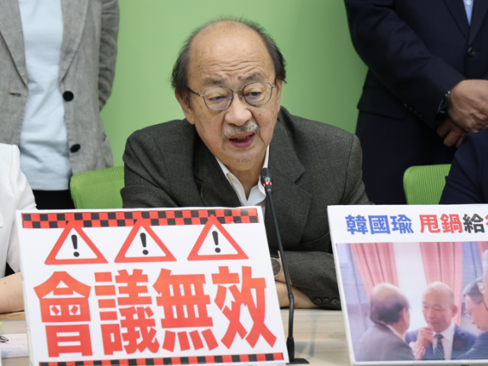民進黨黨團總召柯建銘