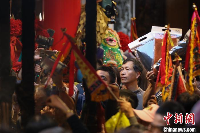 臺(tái)灣大甲媽祖起駕：當(dāng)繞境“遇上”清明假期