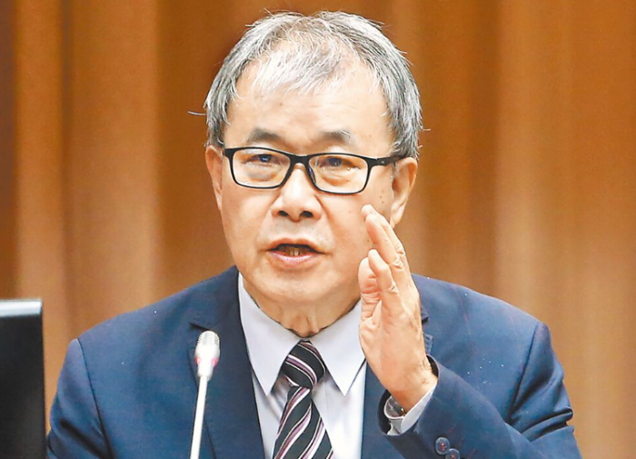 臺(tái)教育部長鄭英耀