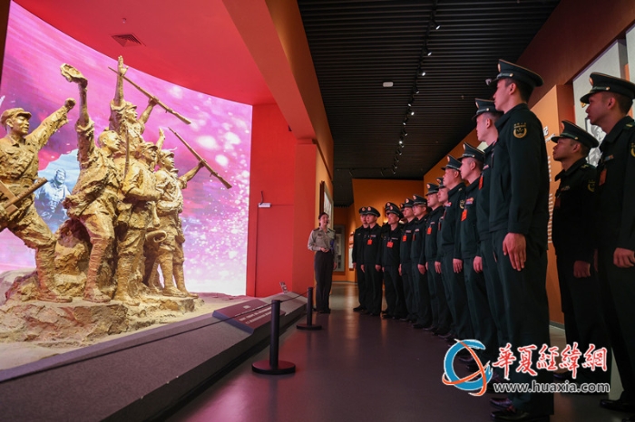 武警福建總隊(duì)基層主官《綱要》培訓(xùn)隊(duì)組織學(xué)員到三明寧化長(zhǎng)征精神教育基地參觀見(jiàn)學(xué)（5）_副本